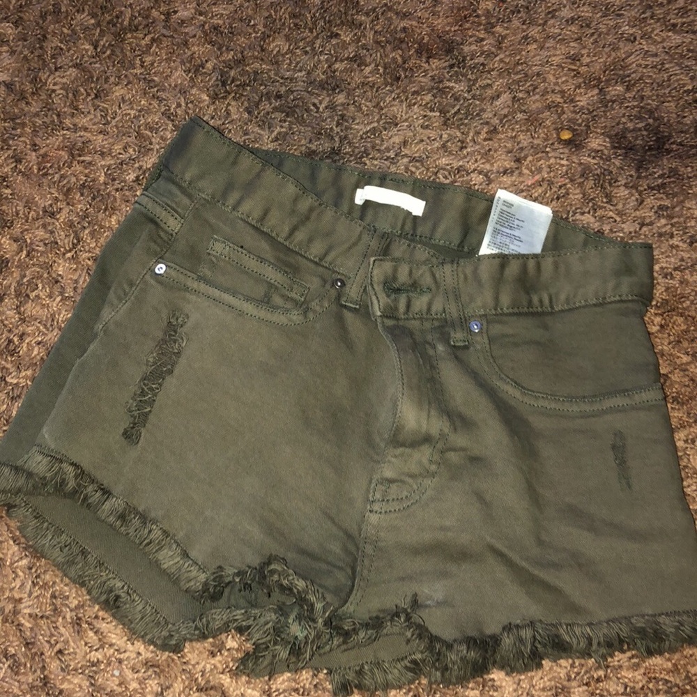 green h&m shorts